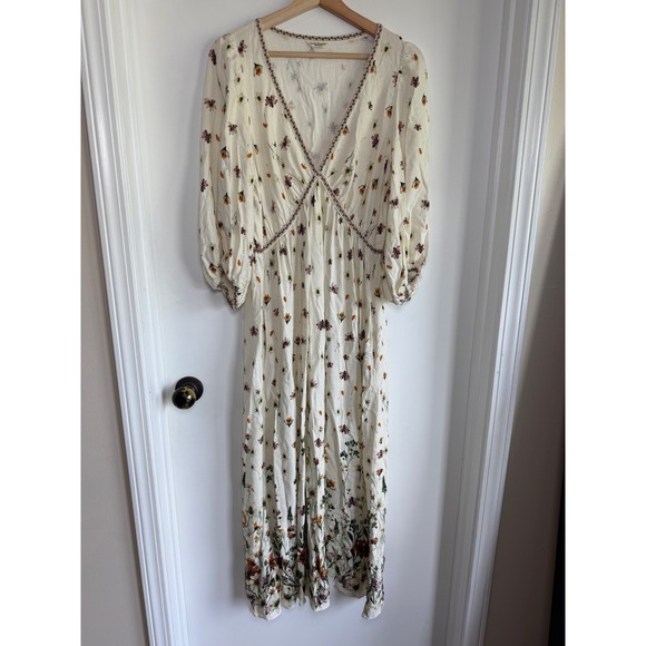 Max Studio London Dresses & Skirts - Max Studio London Floral Maxi Dress Cream Embroidered V-Neck Balloon Sleeve